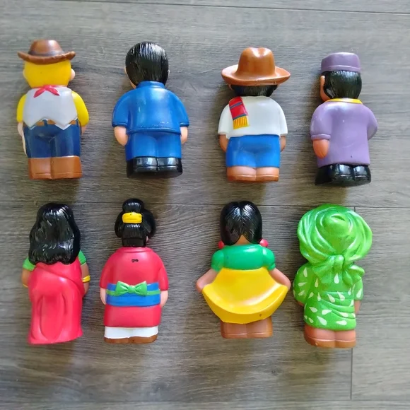 Get Ready Kids Polysmart 5" Play Figures Multicultural Set of 8 Around the World - Picture 2 of 8